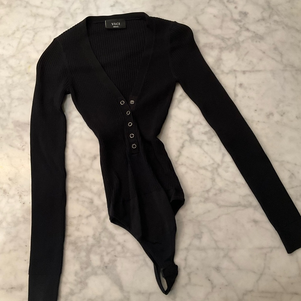 Vici Black Knit Top
